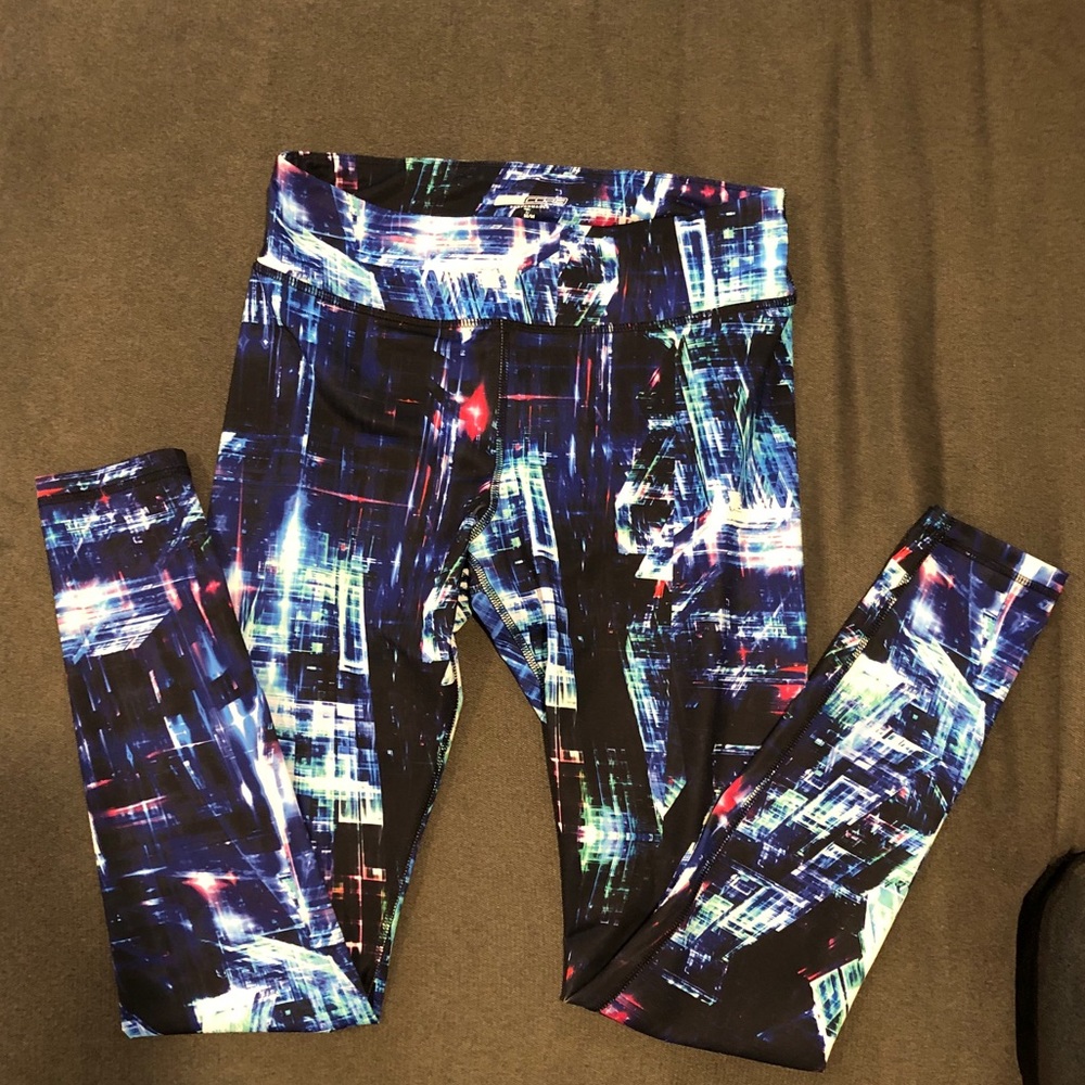 Express Performance leggings